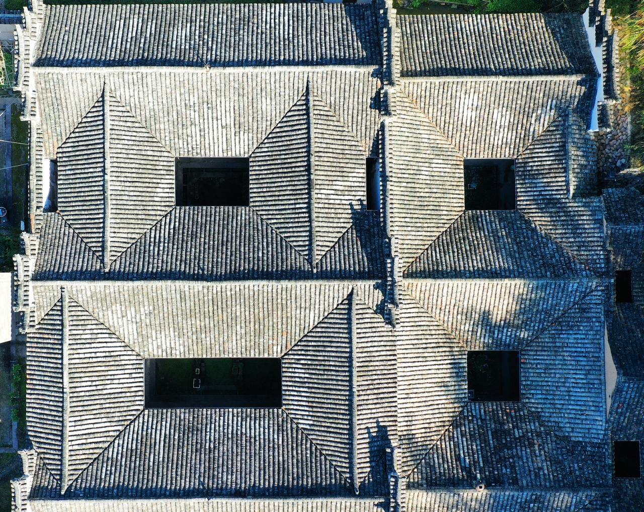 https://img.xiumi.us/xmi/ua/1faqt/i/8bc1300d557a1bfc6907c751cb8b1bc3-sz_3120599.jpg?x-oss-process=style/xmwx