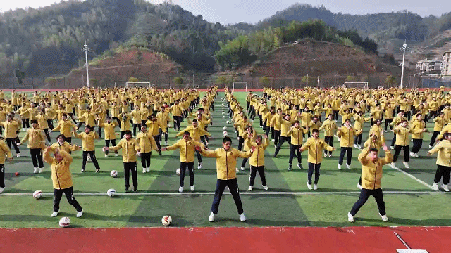 https://img.xiumi.us/xmi/ua/1g0Pw/i/4faa37e99b0bd0f8ee8dc9f403b7bc00-sz_4627836.gif
